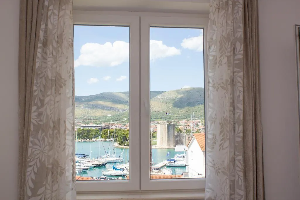 Apartments Maria Trogir