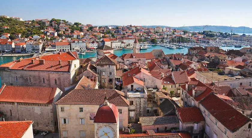 Apartments Maria Trogir